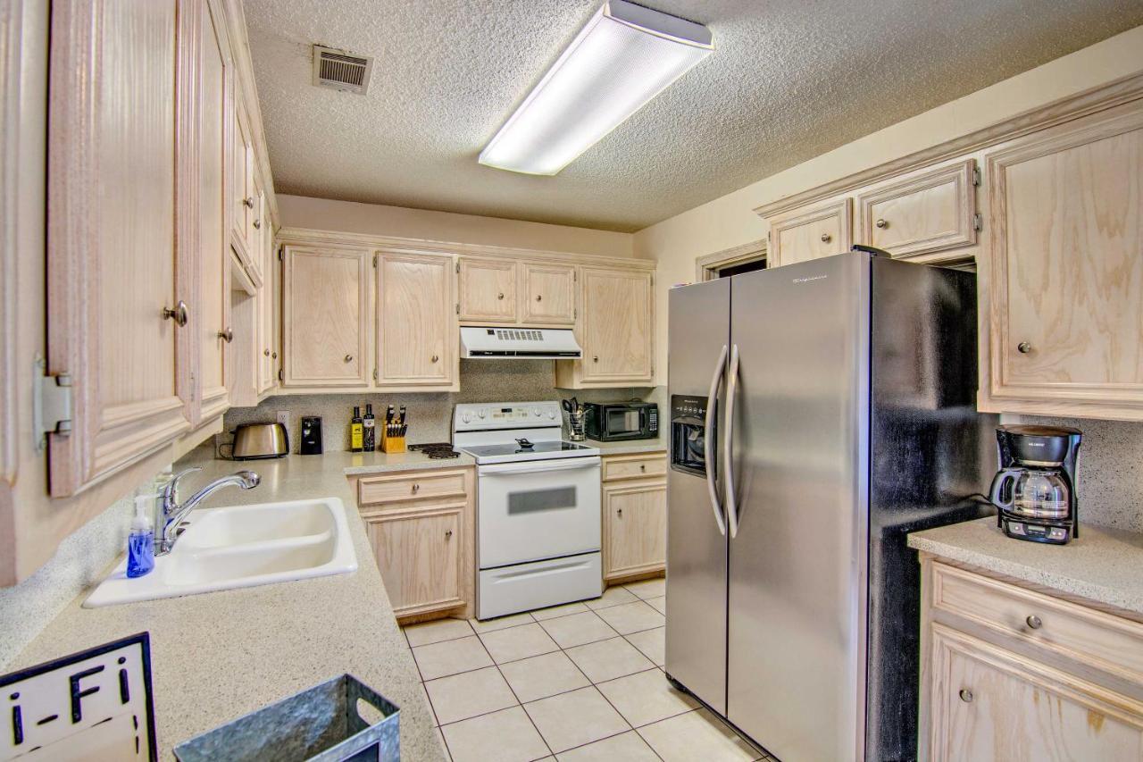 Lubbock Home With Deck And Yard - 8 Miles To Ttu! Екстериор снимка